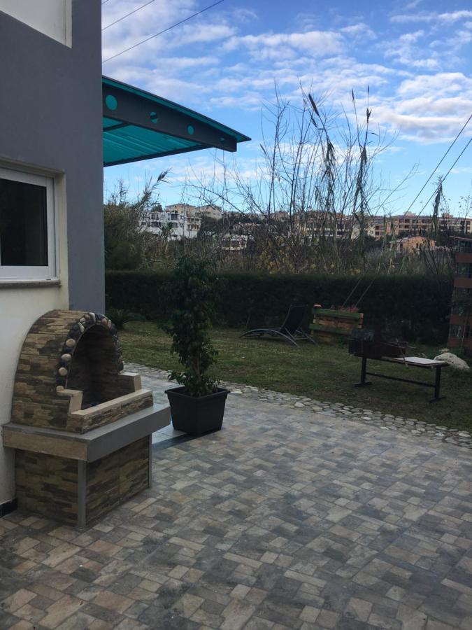Livadia Studio Пафос Экстерьер фото